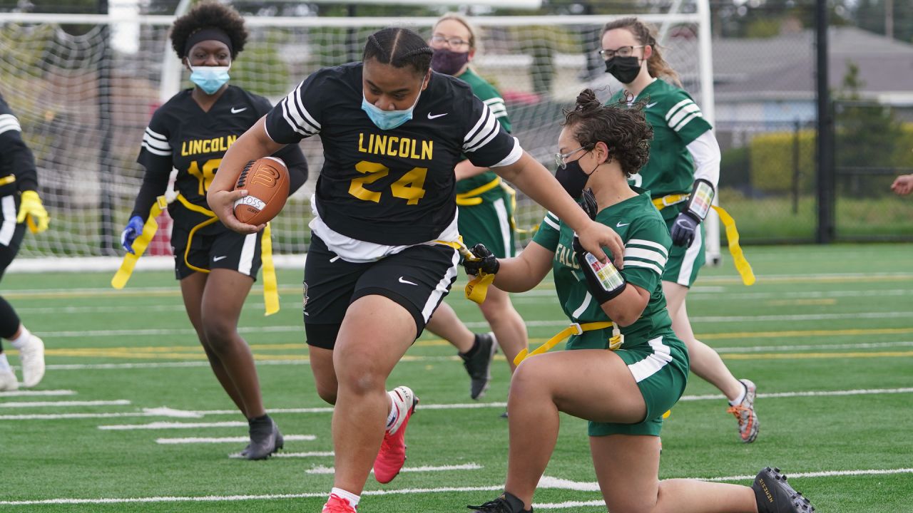 Seattle Seahawks on X: We are proud to partner with @usnikefootball,  @NFLFlag, @wiaawa, and @TacomaSchools to bring the state's first girls high  school club flag football league to Pierce County. 