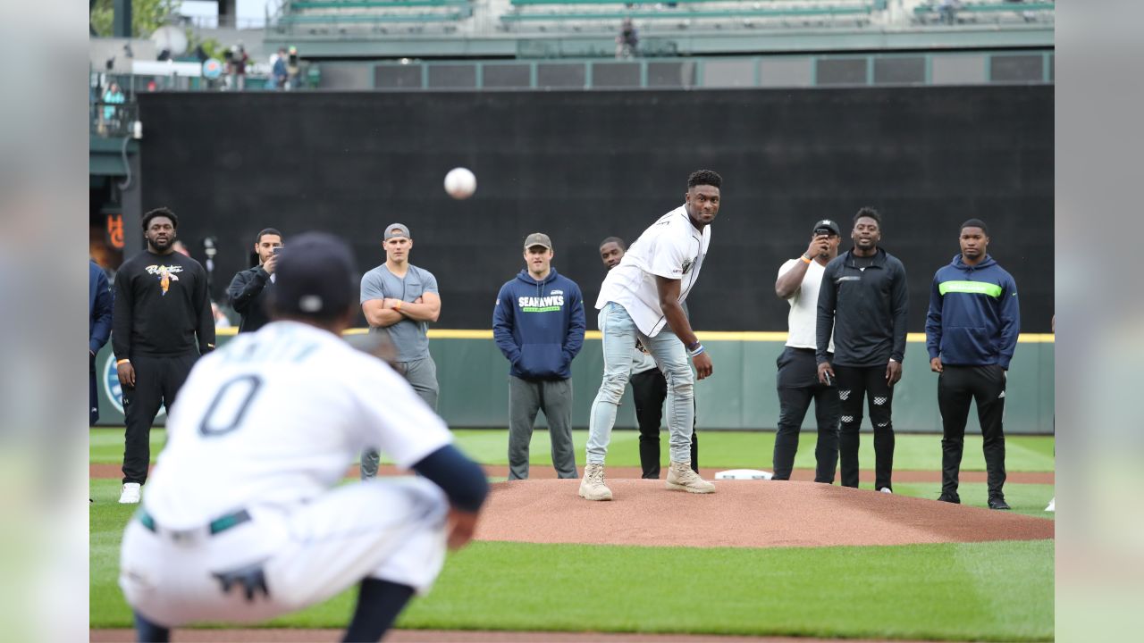 Holland/Kinsler, Lewis/Young to do first pitch ceremonies - Lone