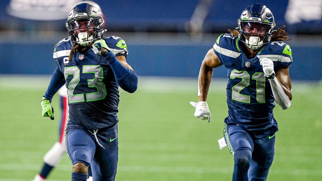 Seattle Seahawks' L.J. Collier walks off the field after an NFL football  practice Tuesday, May 21, 2019, in Renton, Wash. (AP Photo/Elaine Thompson  Stock Photo - Alamy