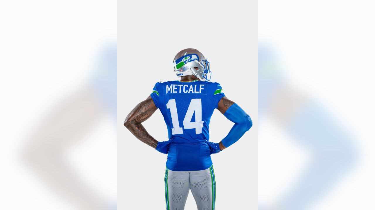 Seahawks unveil 90s throwback uniforms – KIRO 7 News Seattle