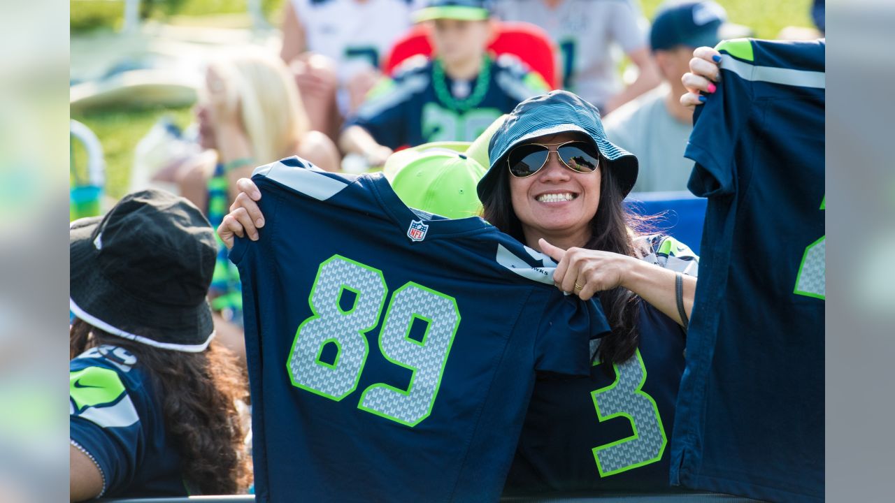 On the Gridiron: Seattle Seahawks Production, Ops Teams Keep Fans at the  Heart of Game Day at CenturyLink Field