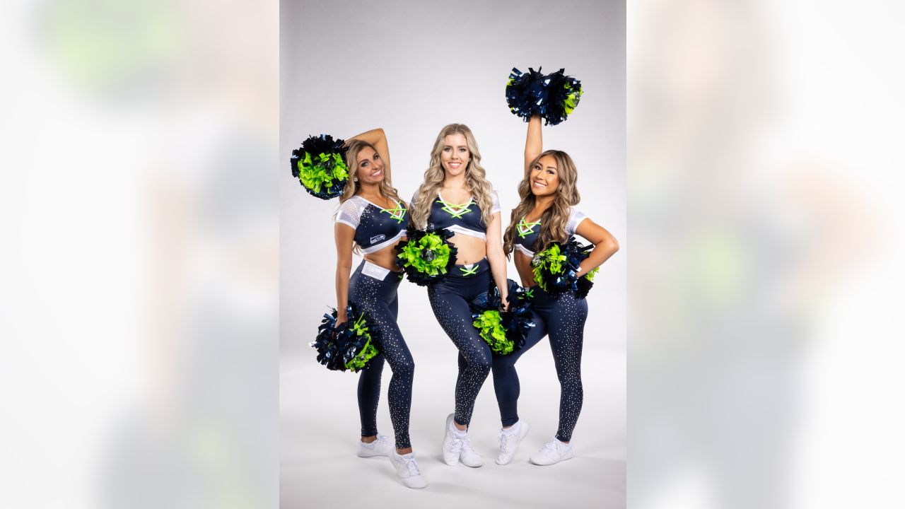 PHOTOS: The 2023 Seahawks Dancers - Victor