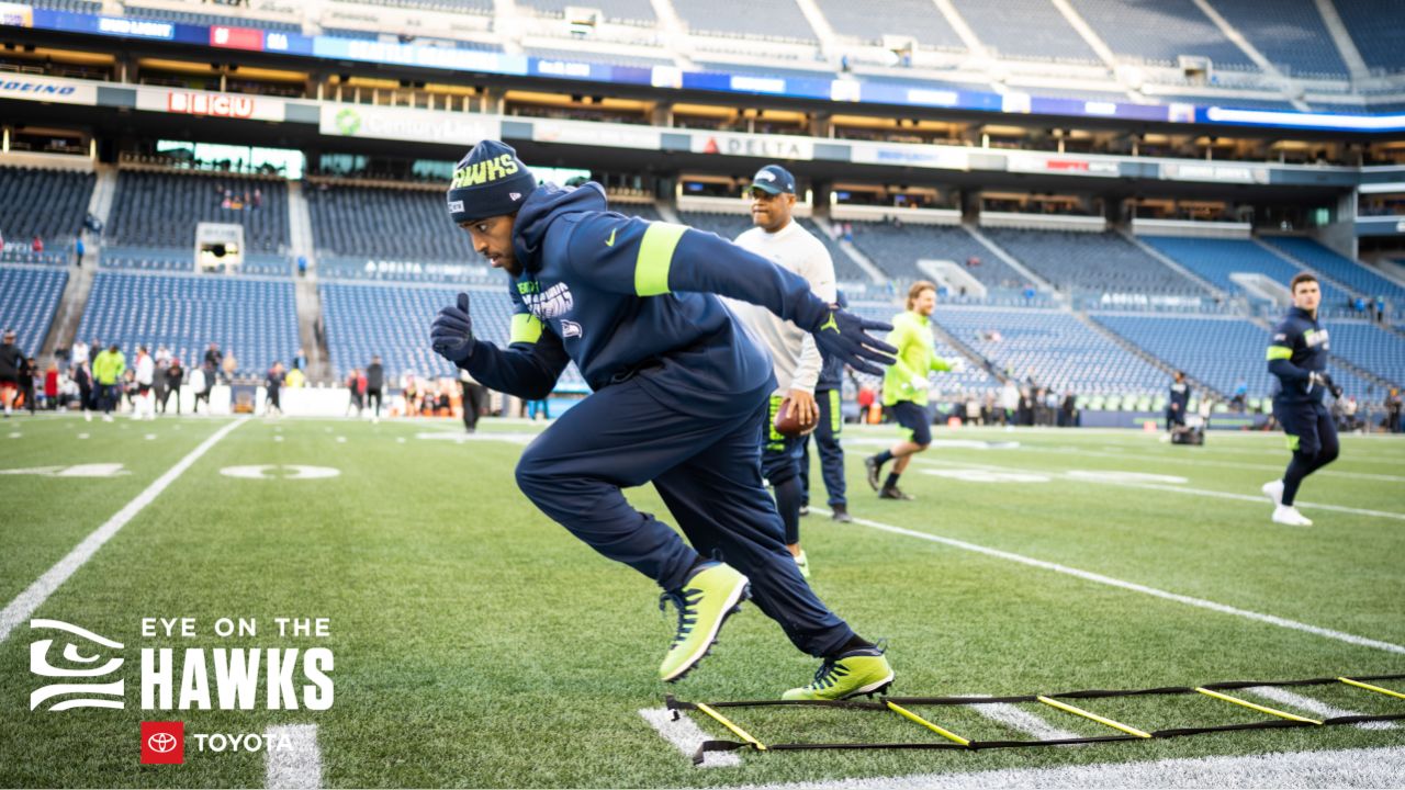 Support from nearly everyone for injured Seahawks star Quandre Diggs -  Field Gulls