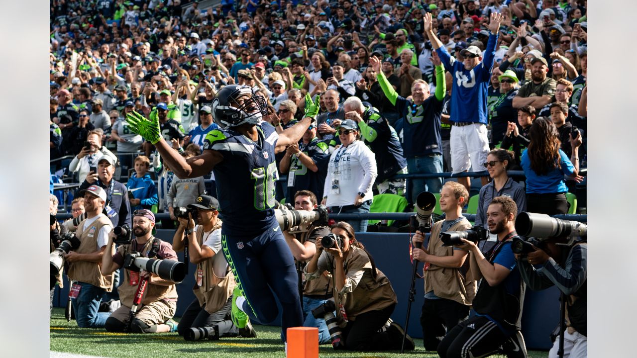 Tyler Lockett: Seahawks show 'trust and faith' in him with contract  extension