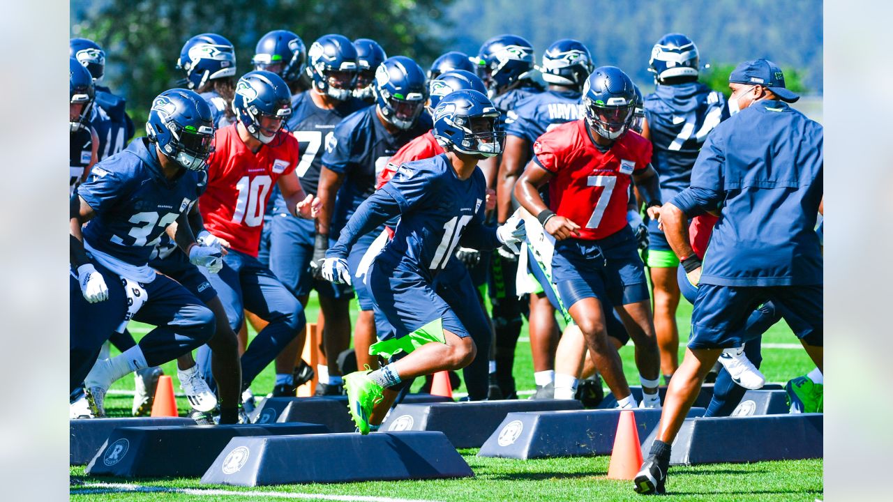 Seattle Seahawks at Atlanta Falcons: How to Watch, Listen and Live