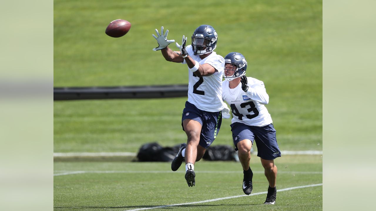 Cody Barton, Ben Burr-Kirven give Seahawks a glimpse at possible