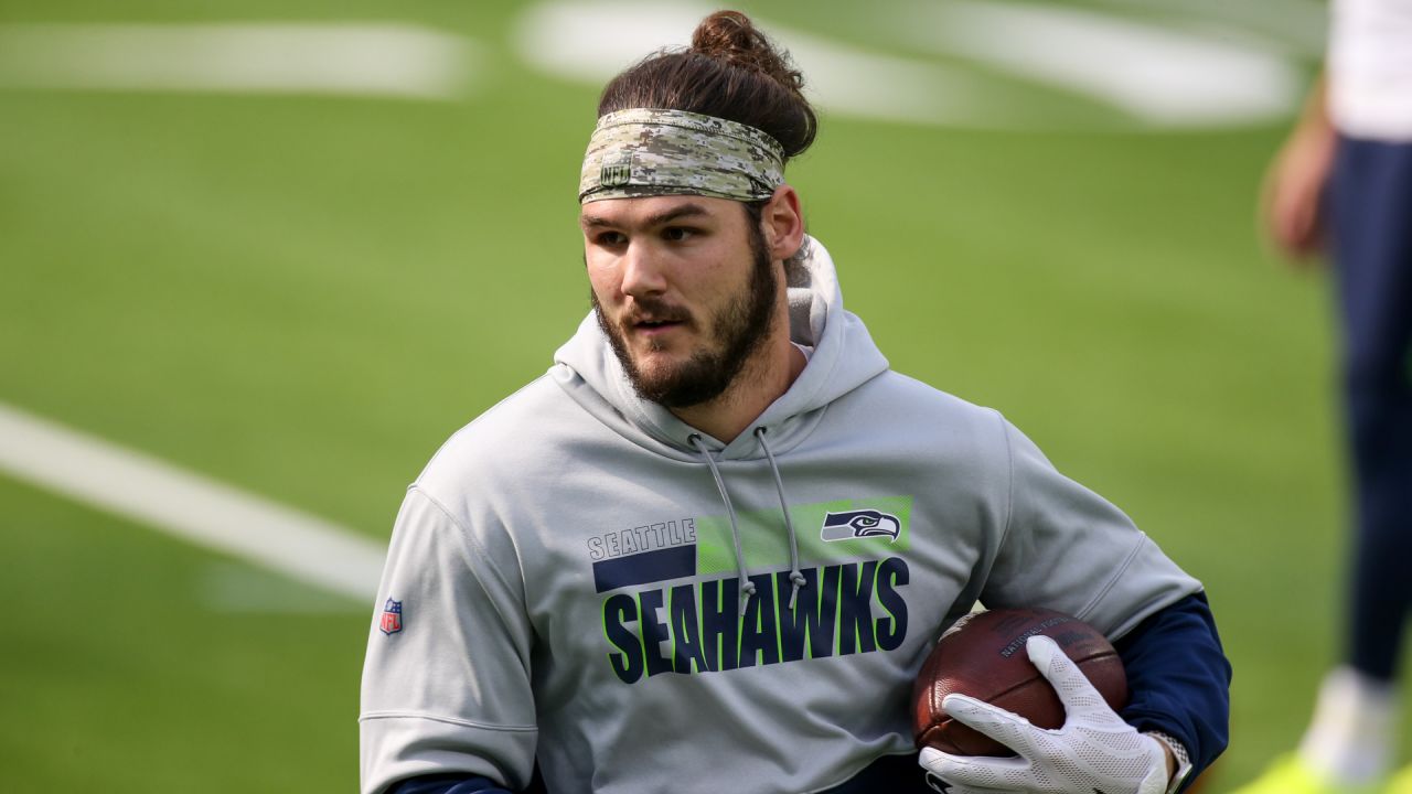 Seahawks' Myers, Dickson look to build on career years - The Columbian