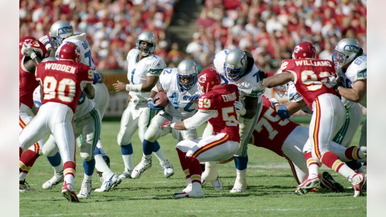 Seattle Seahawks linebacker Nick Bellore (44) in action during an NFL  football game against the New Orleans Saints, Sunday, Oct. 9, 2022, in New  Orleans. (AP Photo/Tyler Kaufman Stock Photo - Alamy