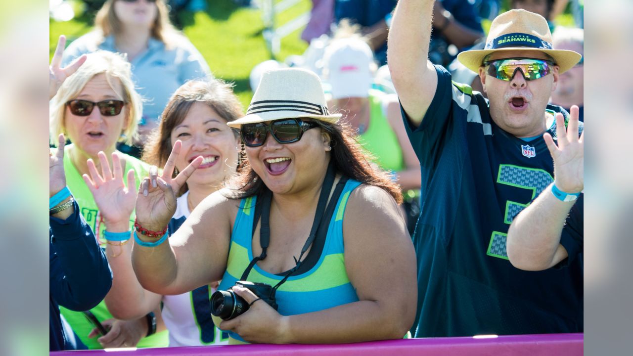 Seattle Seahawks on X: @Safeway The Seahawks 12 Tour, presented by @Safeway  is back for a one-day takeover event this Blue Friday, July 16! Learn more  and join us:   /