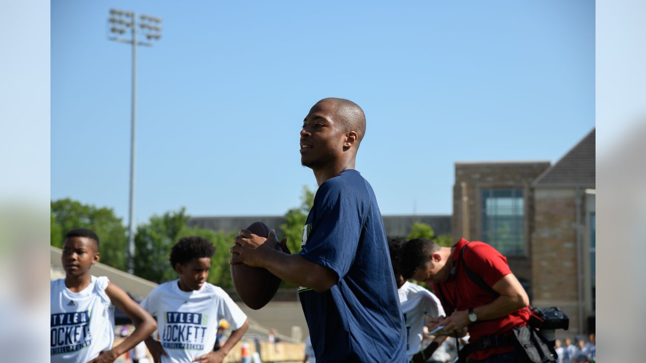 Family ties flow through Tyler Lockett's youth camp in Tulsa