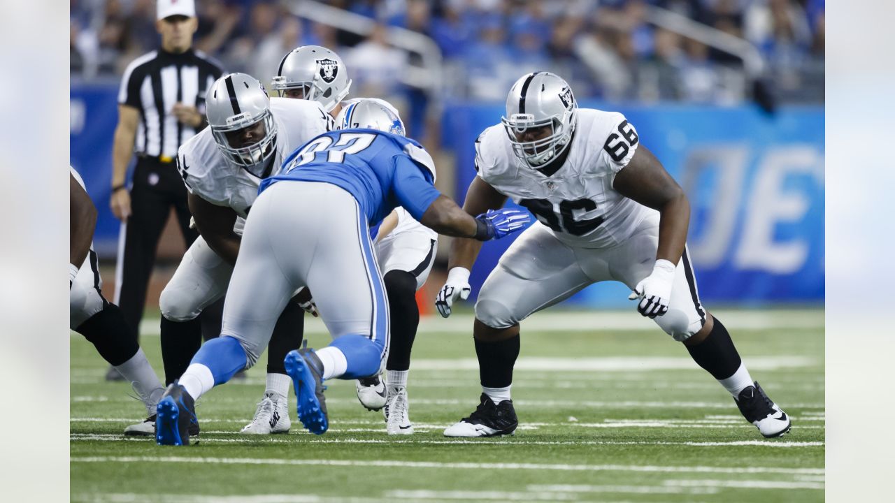 Seattle Seahawks guard Gabe Jackson (66) leaves the field at