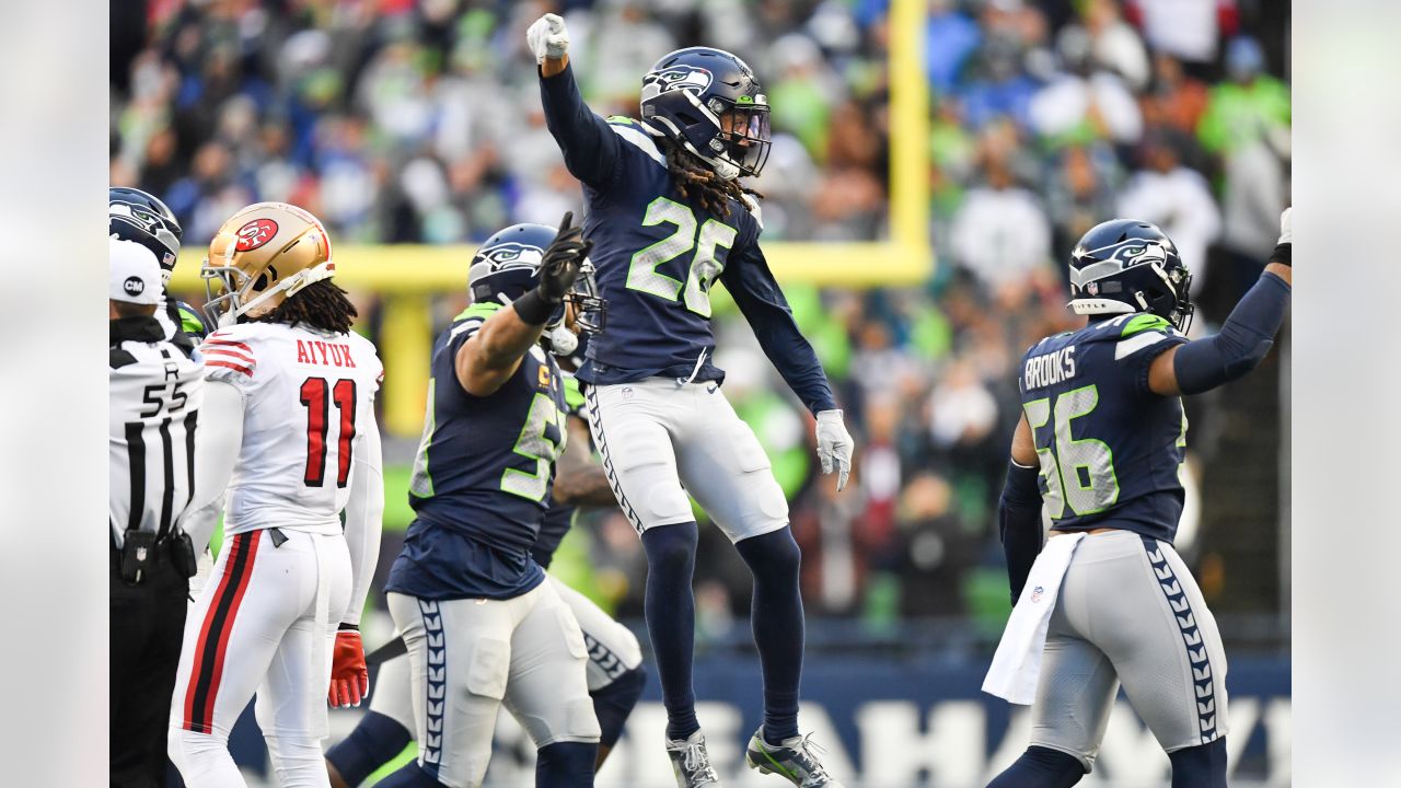 Explaining the Otherworldly Greatness of Seahawks LB Bobby Wagner - Sports  Illustrated Seattle Seahawks News, Analysis and More