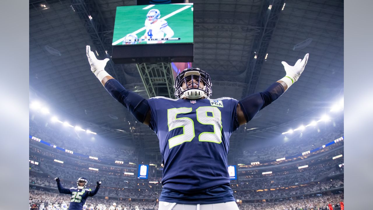 Cowboys Outlast the Seahawks in a Hard-Fought Wild-Card Playoff