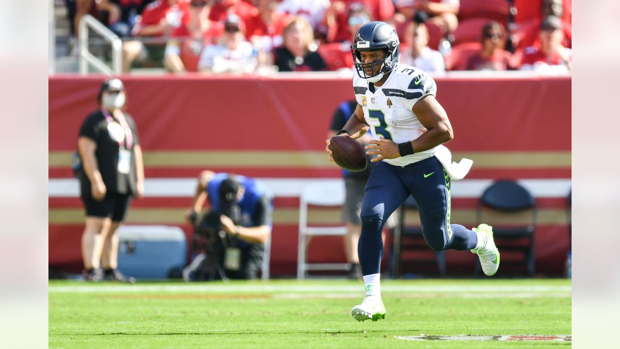 Russell Wilson leads Seahawks past 49ers, 28-21 - The Columbian