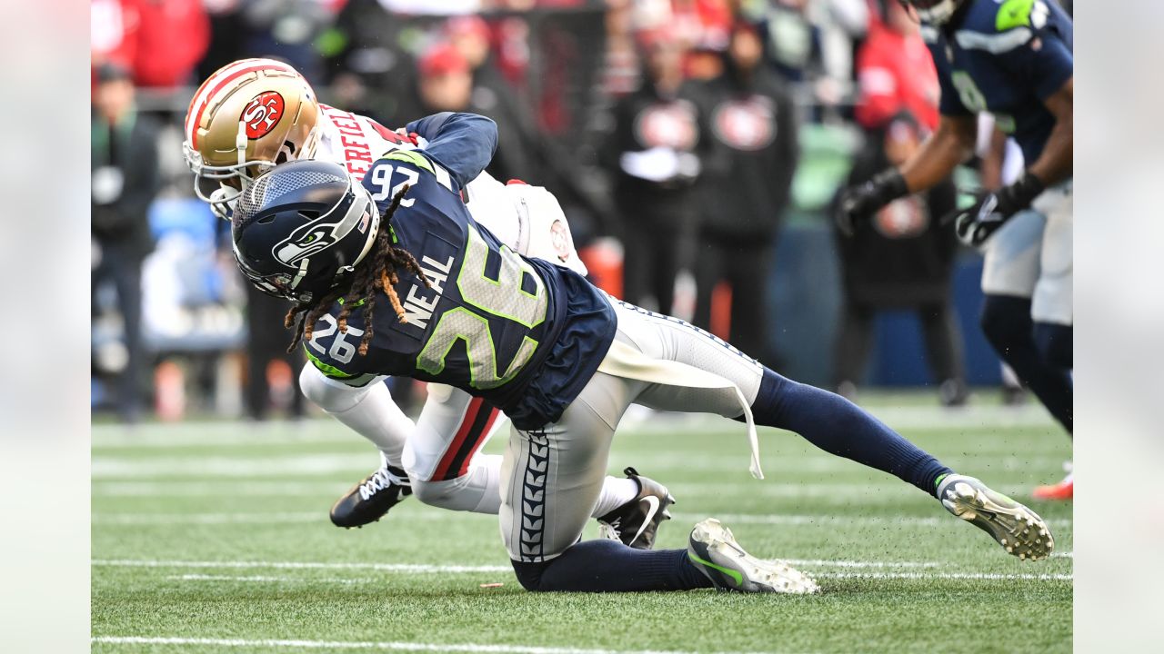 Seahawks hold on late for wild 30-23 win over 49ers - The San Diego  Union-Tribune