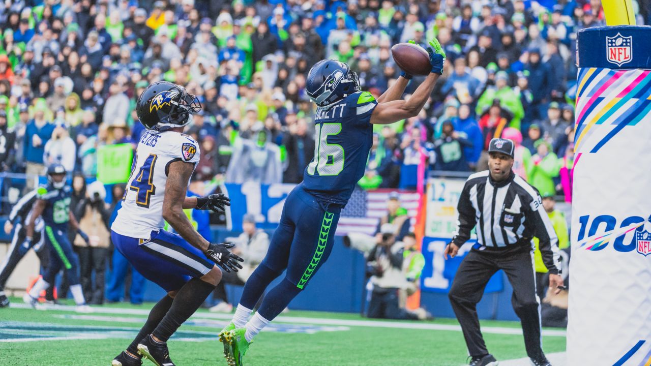 The Seahawks' top plays of 2019: Tyler Lockett's toe-drag, Jadeveon  Clowney's pick-six and more