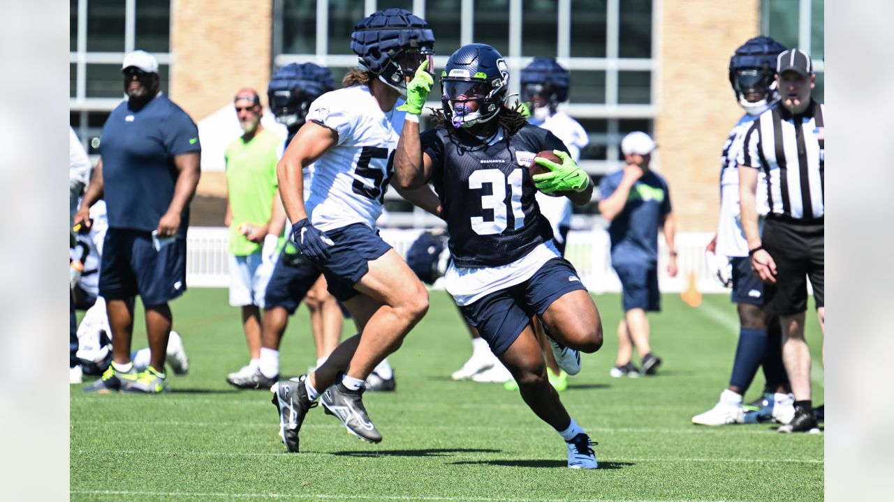 Seahawks Training Camp 2022: Day 5 live stream and open thread - BVM Sports