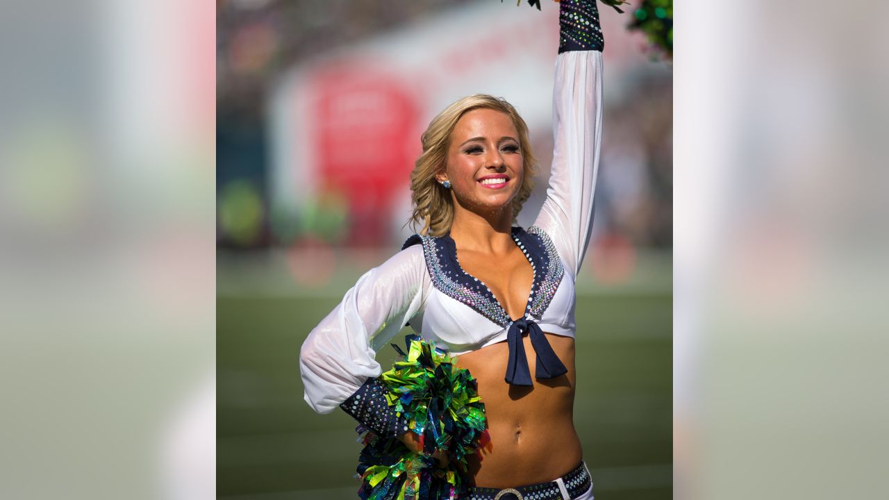 Photo Gallery - Sea Gals vs Broncos