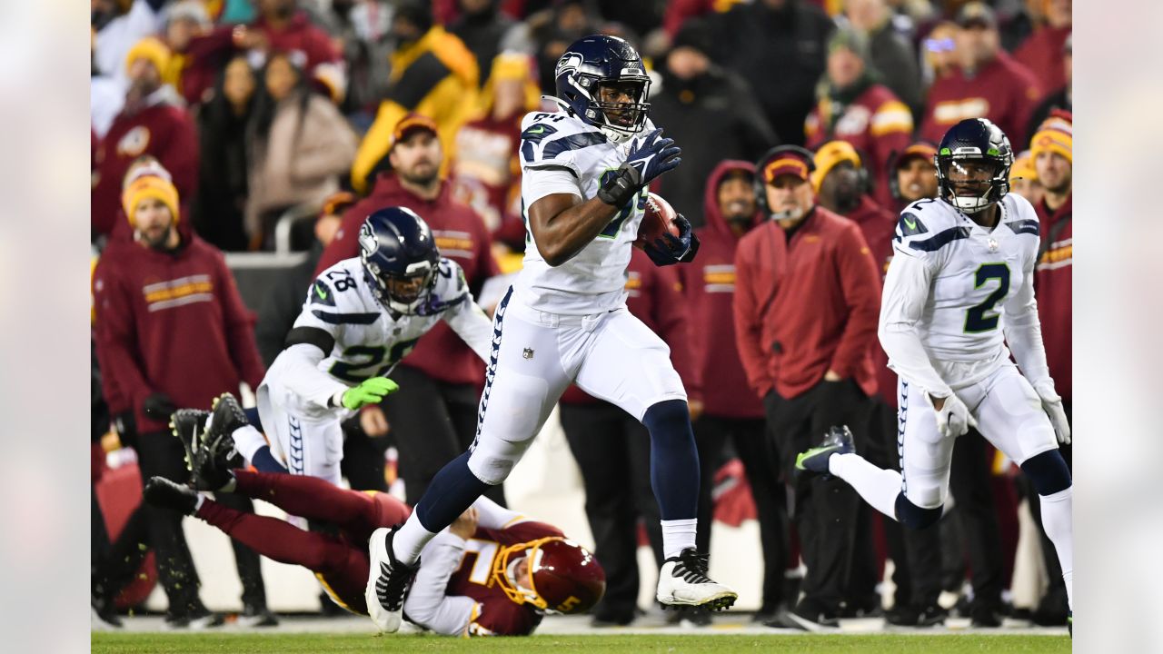 Seattle Seahawks' rally comes up inches short and they lose to the