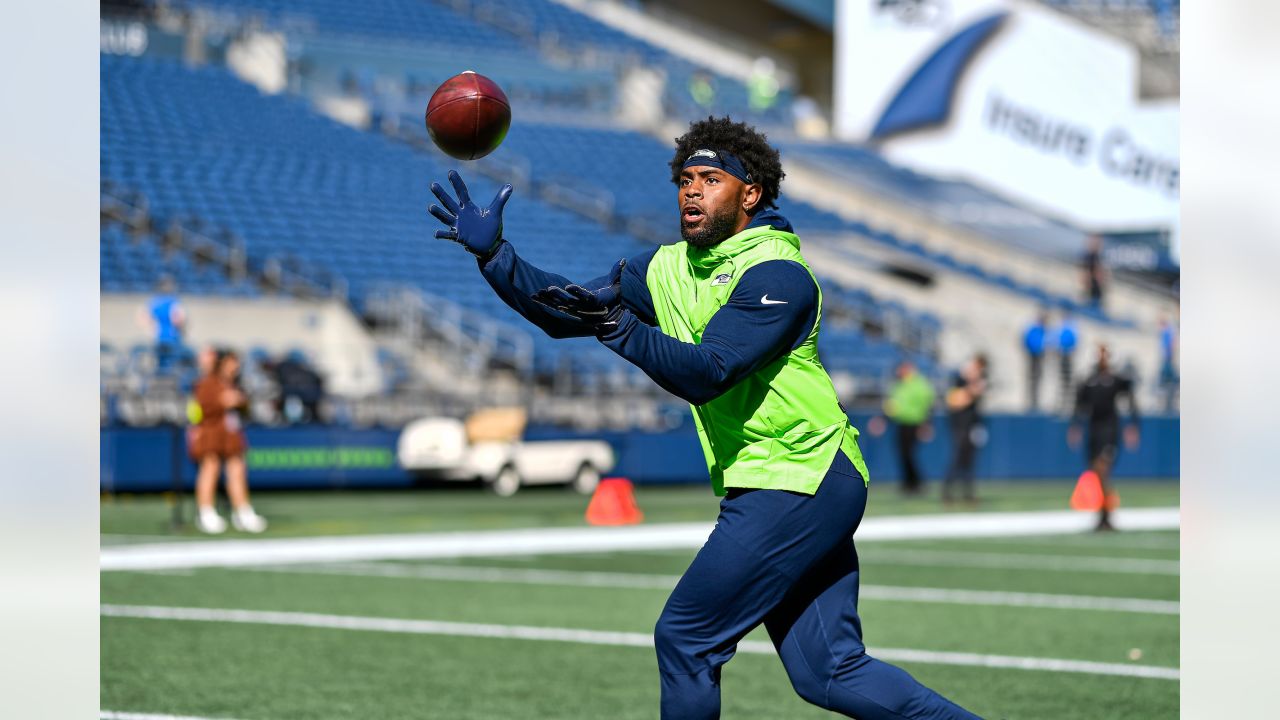 Seahawks turn to Jordyn Brooks to replace Bobby Wagner as defensive leader