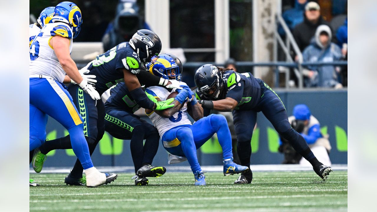 PHOTOS: Game-action moments from Rams vs. Seahawks Week 5 at Lumen