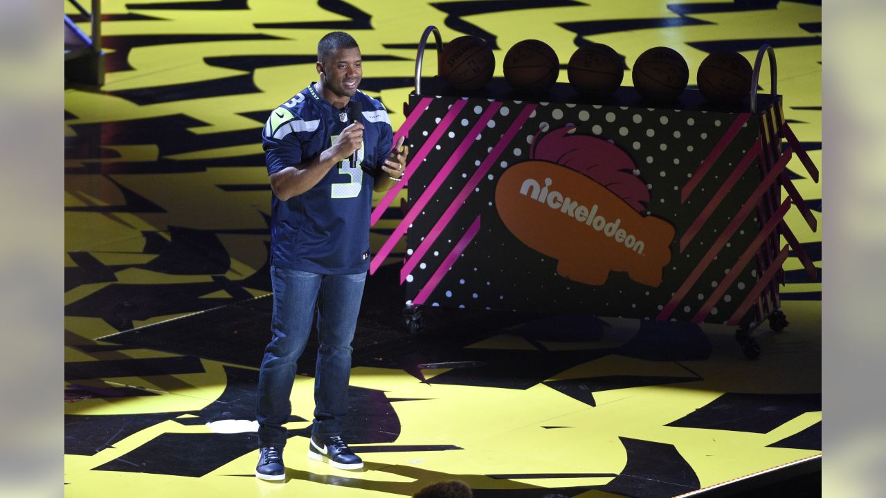 Seattle Seahawks' Super Bowl QB Russell Wilson to Host Nickelodeon's Second  Annual Kids' Choice Sports!