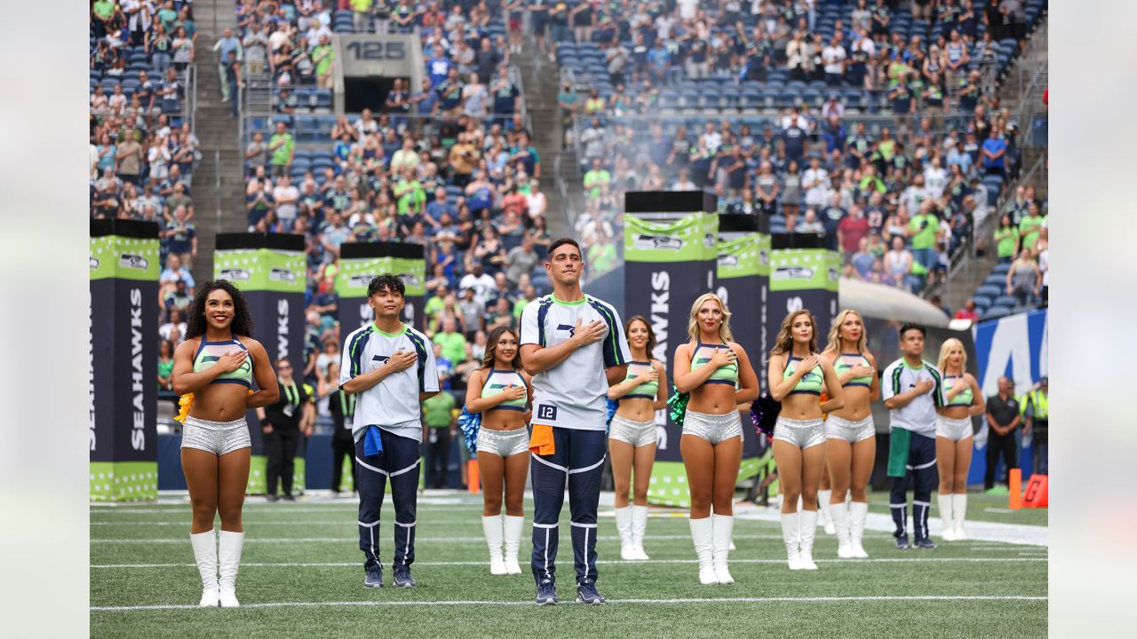 Seattle Seahawks on X: RT @SeahawksDancers: Introducing your 2022-23  Seahawks Dancers! 