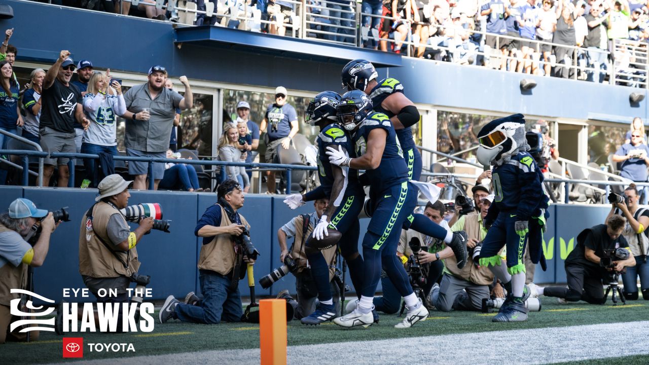 Seattle Seahawks linebacker Darrell Taylor is pictured during an NFL  football game against the Atlanta Falcons, Sunday, Sept. 25, 2022, in  Seattle. The Falcons won 27-23. (AP Photo/Stephen Brashear Stock Photo -  Alamy