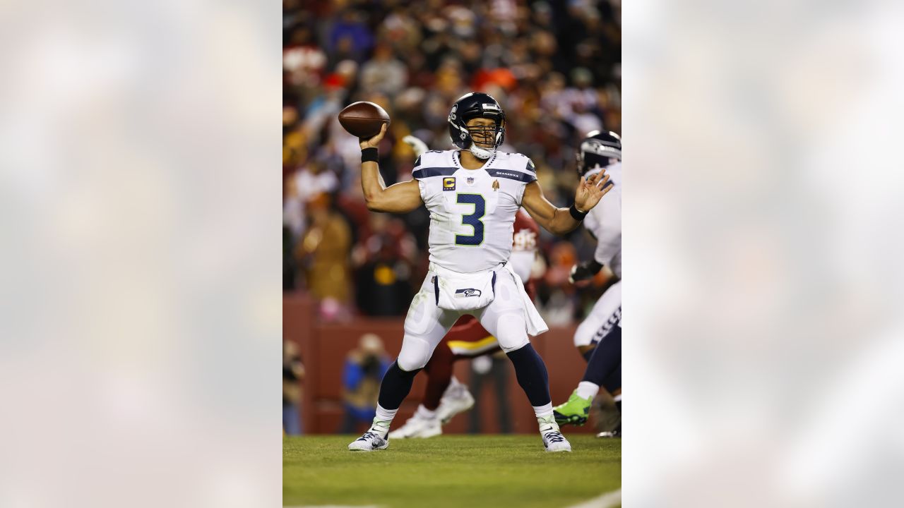 Seahawks late comeback falls short against Washington