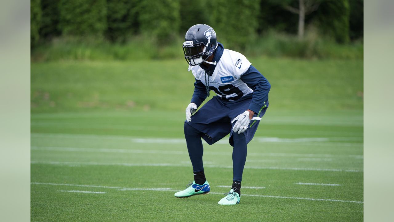 Dates, registration info for Seahawks' 2016 training camp