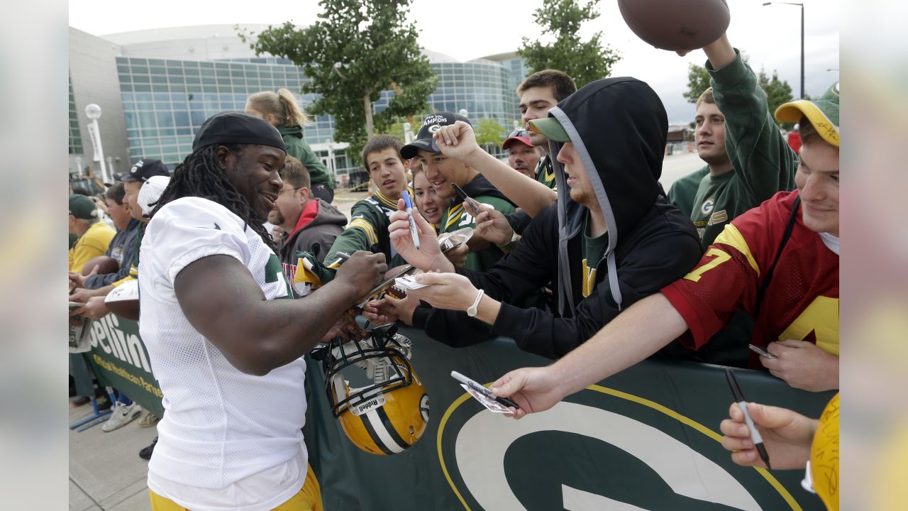 Seahawks Agree To Terms With Running Back Eddie Lacy