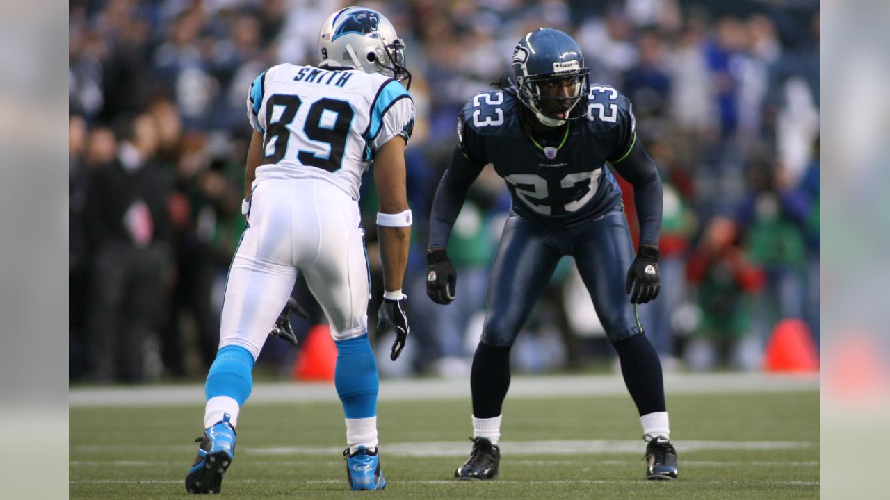 Marcus Trufant Seahawks Pro Bowl jersey and mini helmet