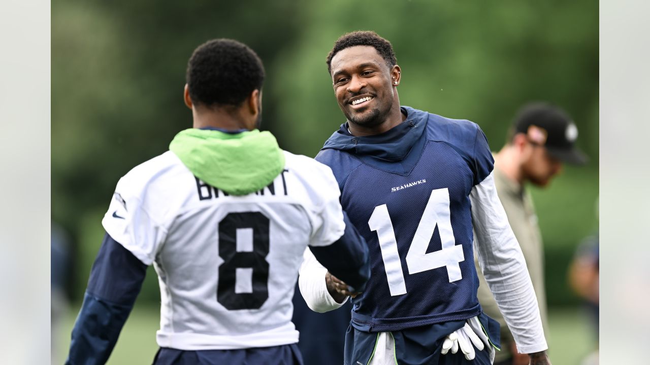 Seahawks OTAs have different feel with no Wilson, Wagner