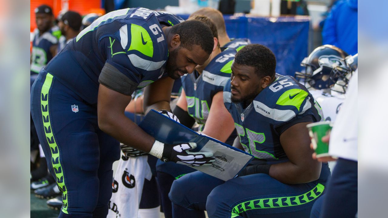 Photo Gallery - Seahawks Sidelines vs Cardinals