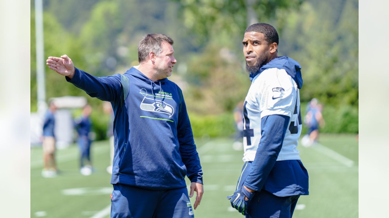 ESPN's Matt Miller thinks Seahawks are 'intriguing,' builds 'perfect