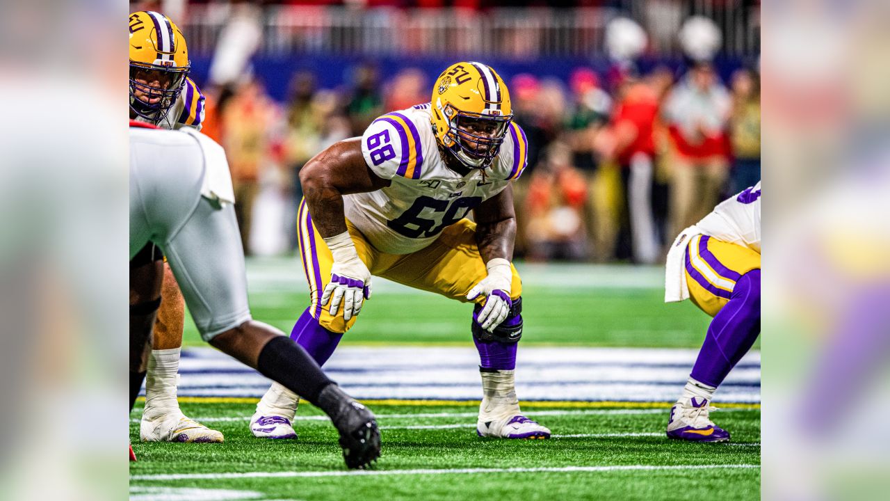 PFF on X: With the 69th overall selection in the 2020 NFL Draft, the  Seattle Seahawks select Damien Lewis, G, LSU  / X