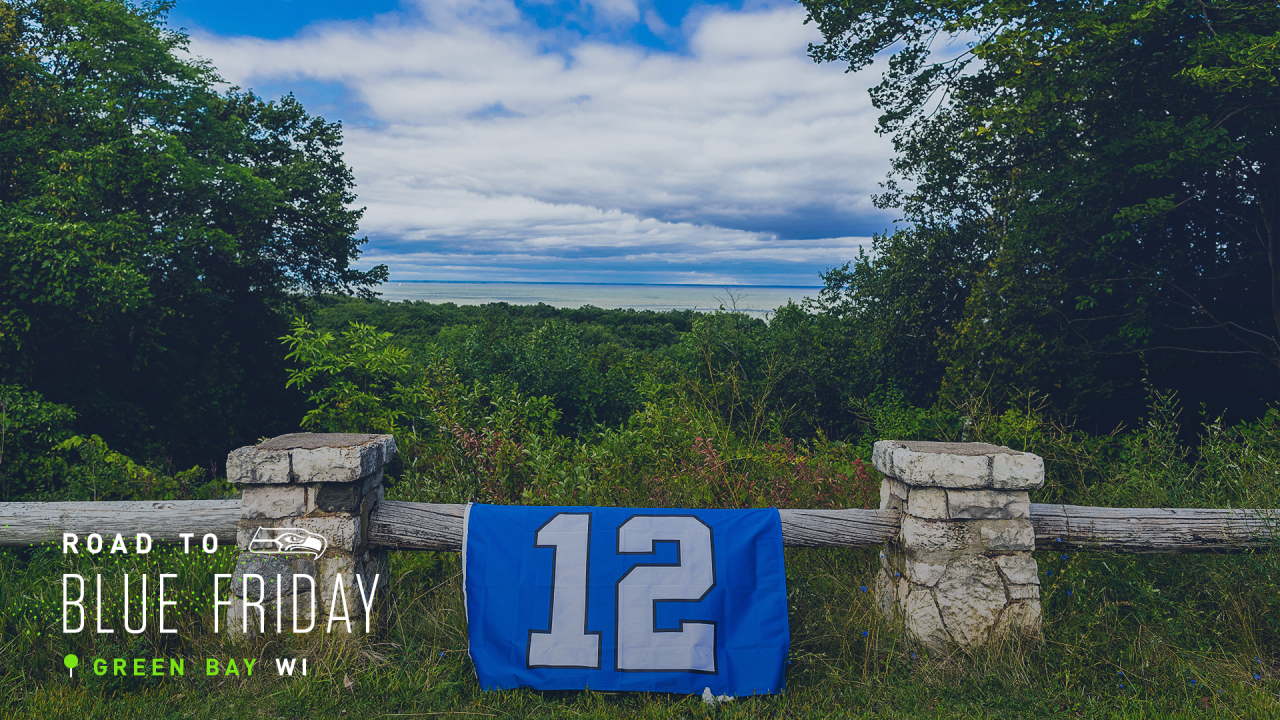 Seattle Seahawks on X: Happy Blue Friday! #TGIBF Any pet 12s out