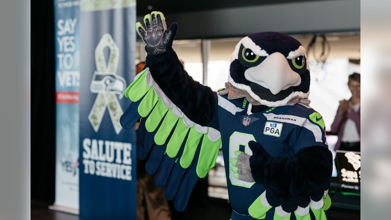 More than 1,500 jobs will be available at Seahawks' military