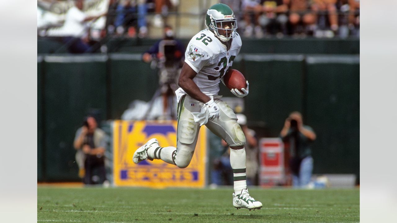 Ricky Watters will open up our season as the 12 Flag Raiser!