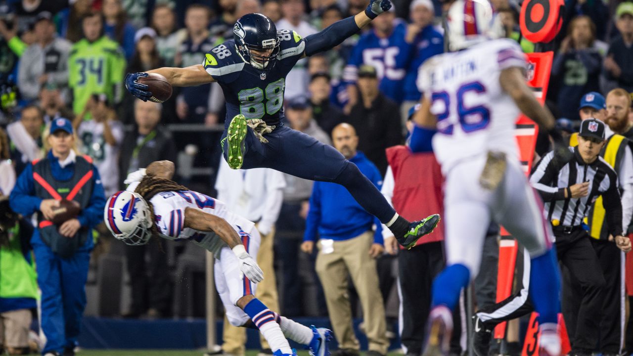 NFL: NOV 28 SEAHAWKS Vs Buffalo