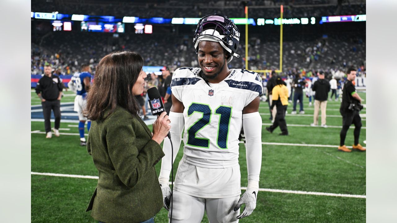 National media reacts to Seahawks' dominating MNF win over Giants