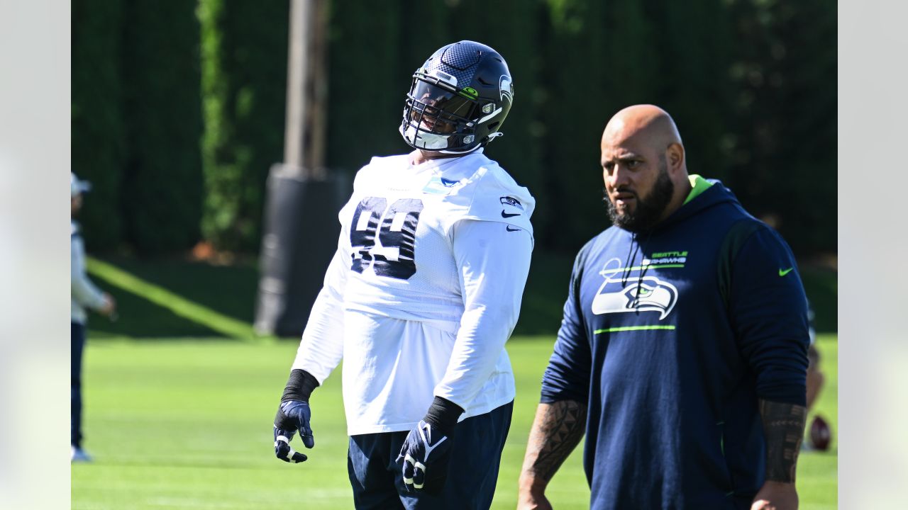 Seahawks sign defensive tackle Al Woods to pair with Jarran Reed