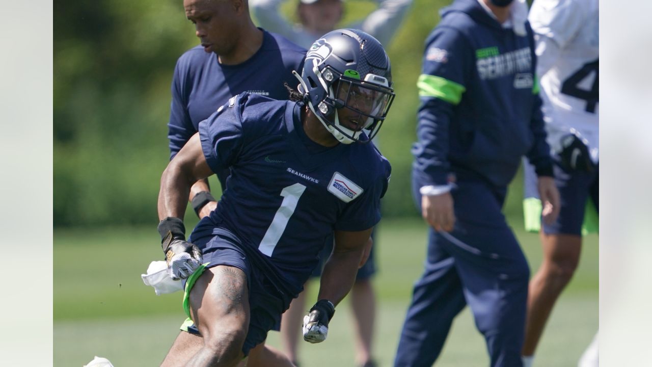 D'Wayne Eskridge & Tre Brown Enjoy Competition At Rookie Minicamp