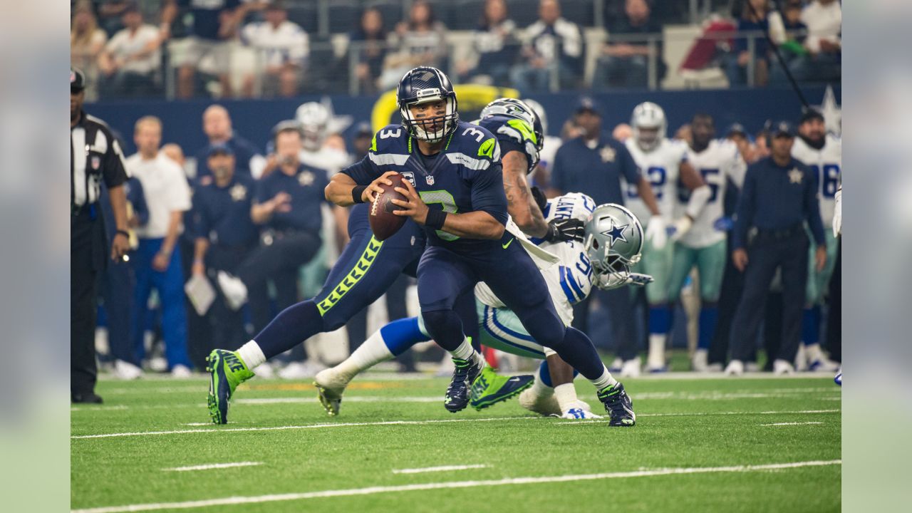 AP sources: Seattle Seahawks agree to trade star quarterback Russell Wilson  to Denver Broncos for players, draft picks - Sentinel Colorado