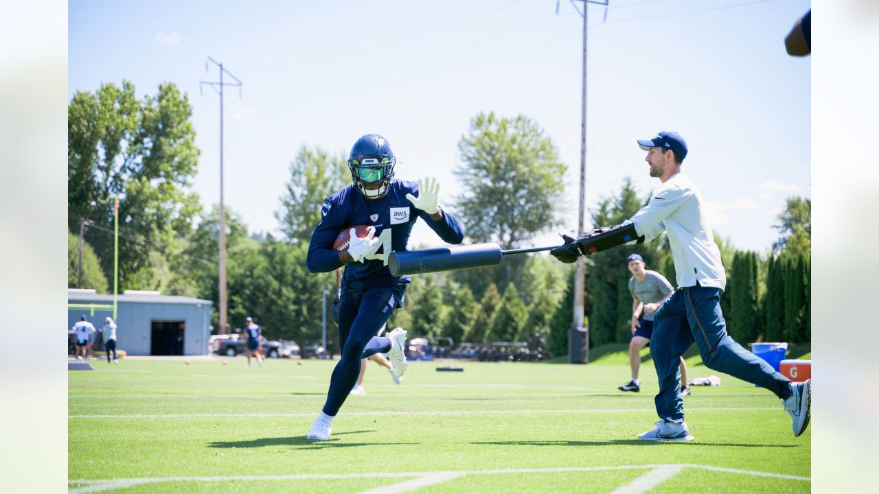 Seahawks News 8/9: Mike Jackson having a transformative camp