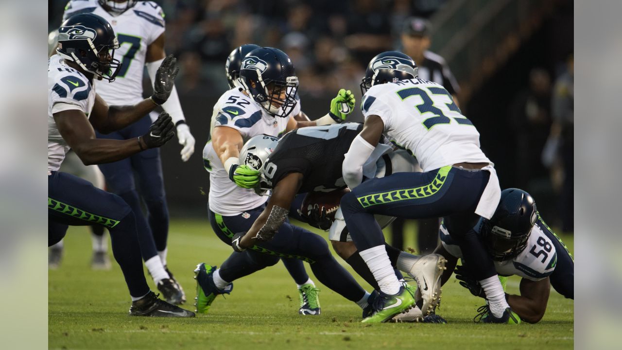 Hard knocks nothing new for Seahawks running back Thomas Rawls