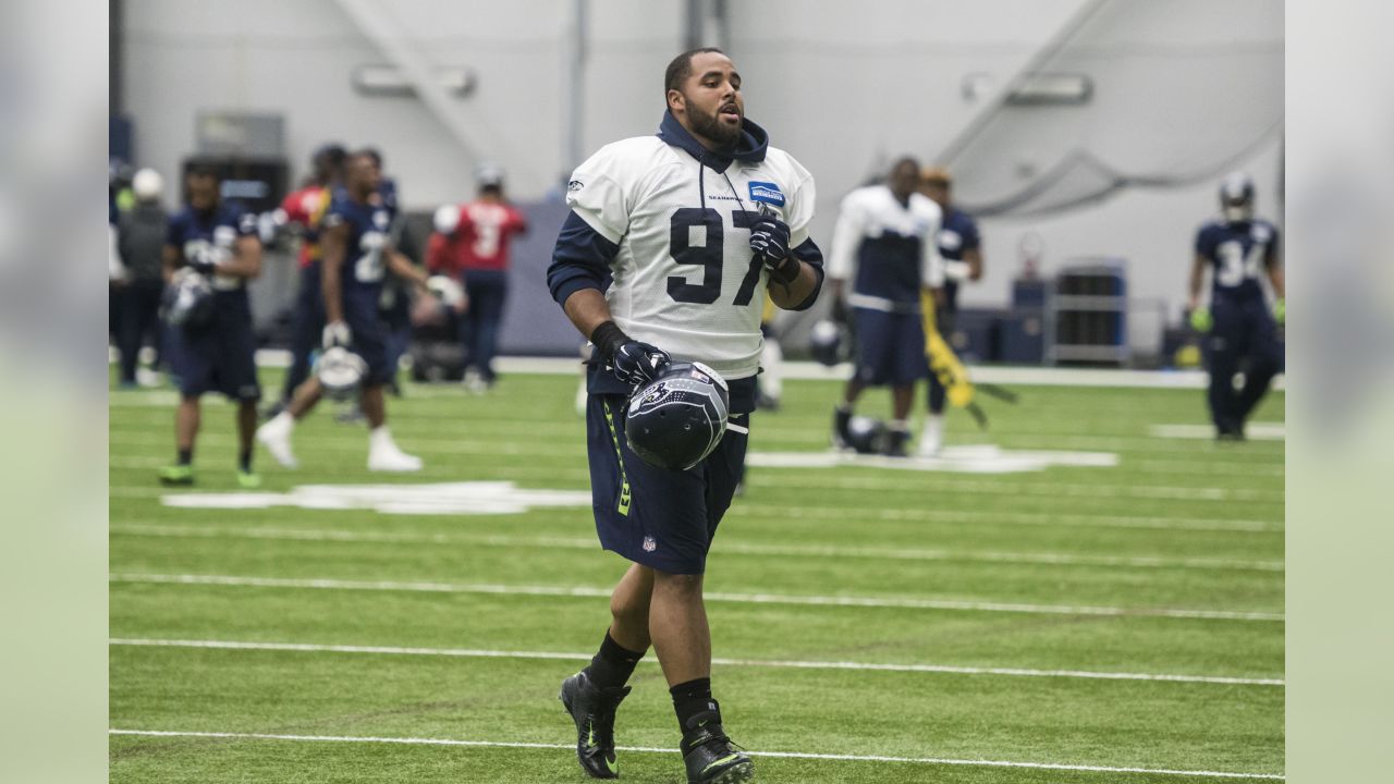 Darren McFadden (center) and Joseph Randle (right)