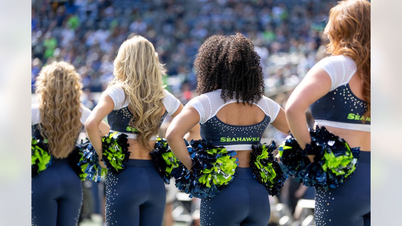 Seattle Seahawks Dancers Photos from Week 1 – Ultimate Cheerleaders