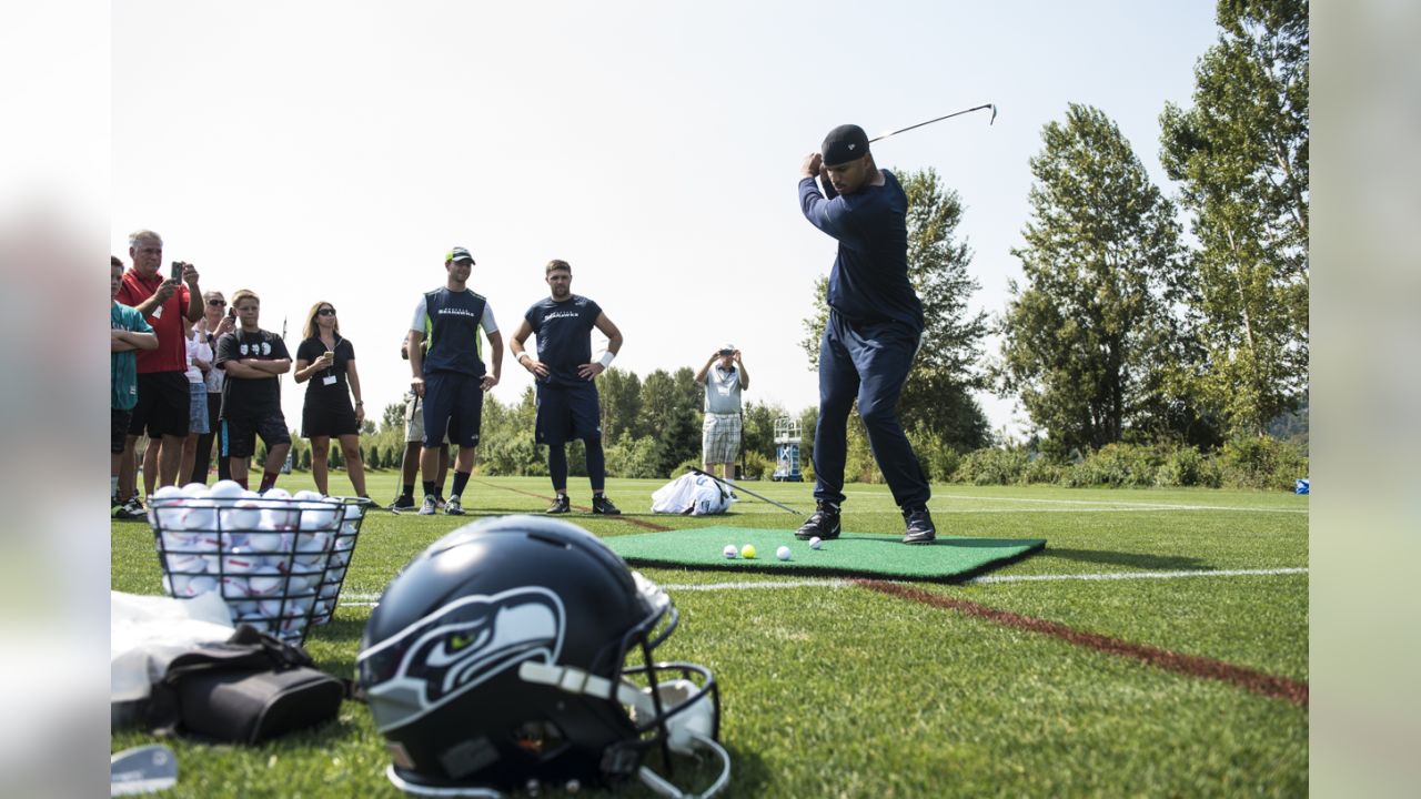 Hauschka: Seattle Seahawks kicker loves his time on the course - Inside  Golf Newspaper