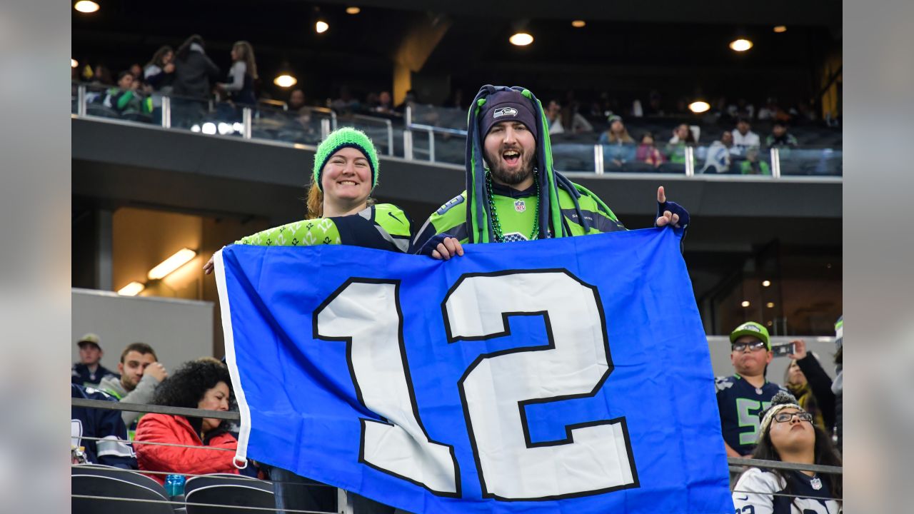 Seahawks stay alive for playoffs with 21-12 win over Cowboys - The